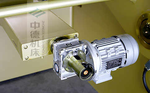 ZDS-840后檔料減速電機(jī)，質(zhì)量好，模擬運(yùn)算定位速度快.jpg